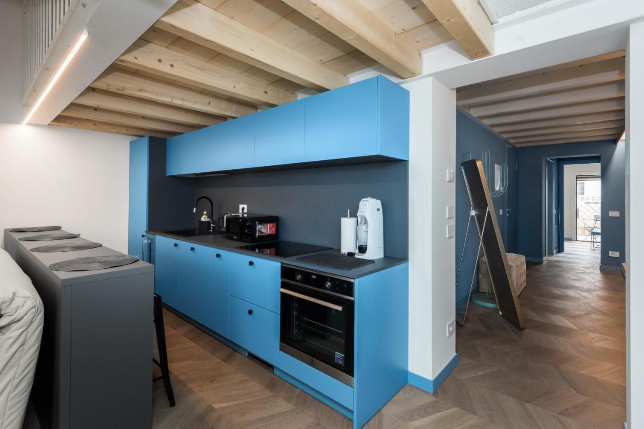 Flats4Rent Carla'S Apartments Verona Bagian luar foto