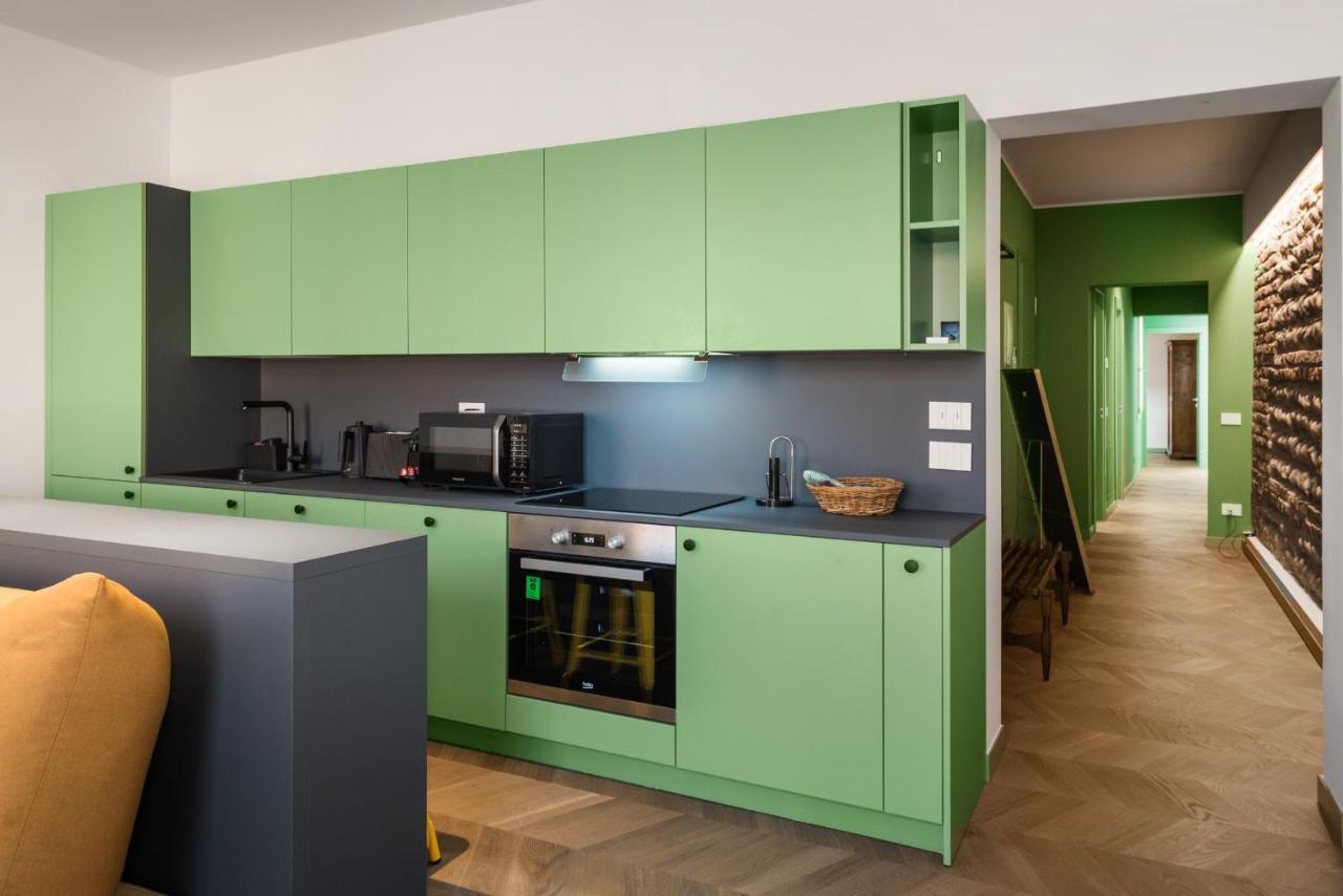Flats4Rent Carla'S Apartments Verona Bagian luar foto